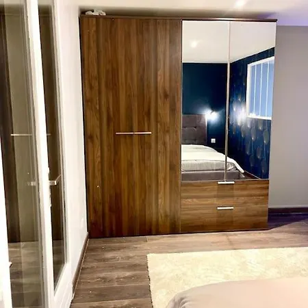 Le Cosy *